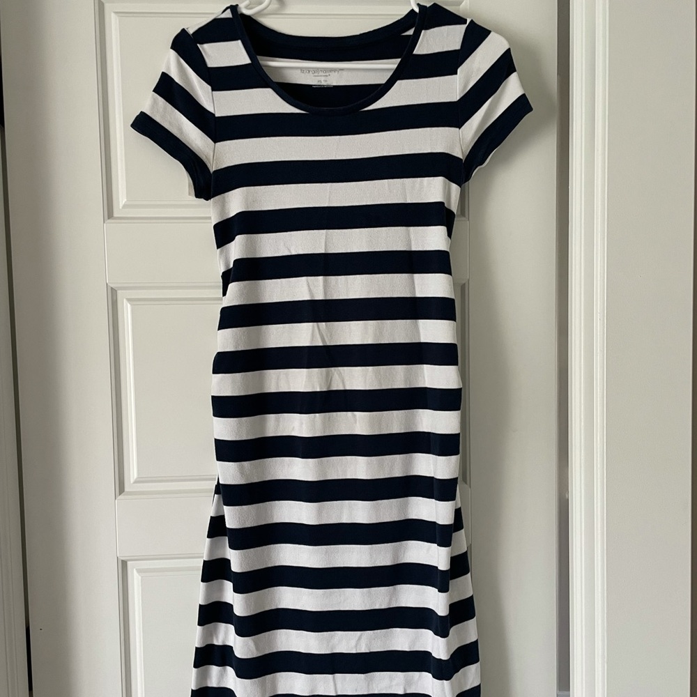 Liz Lange maternity dress